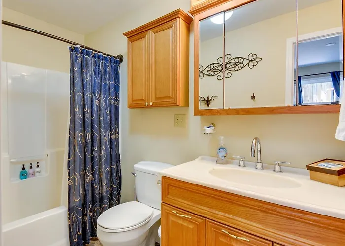 A-frame With Deck - 12 Mi To Lynx Lake! Holiday home Prescott