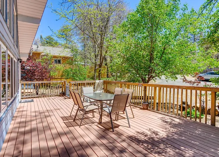 Holiday home A-frame With Deck - 12 Mi To Lynx Lake! *