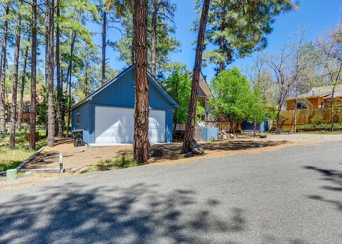 A-frame With Deck - 12 Mi To Lynx Lake! Holiday home